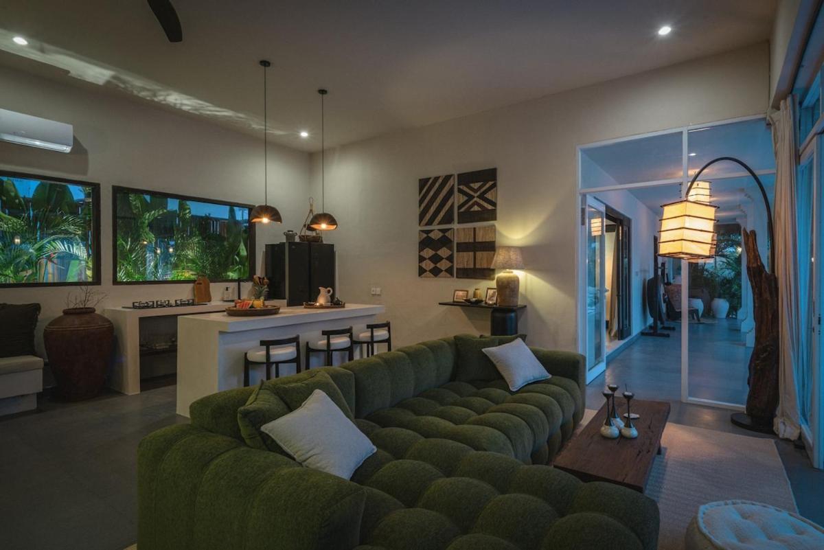The Jungle - Luxurious & Tropical Concept - 3Br - Central Canggu Buitenkant foto