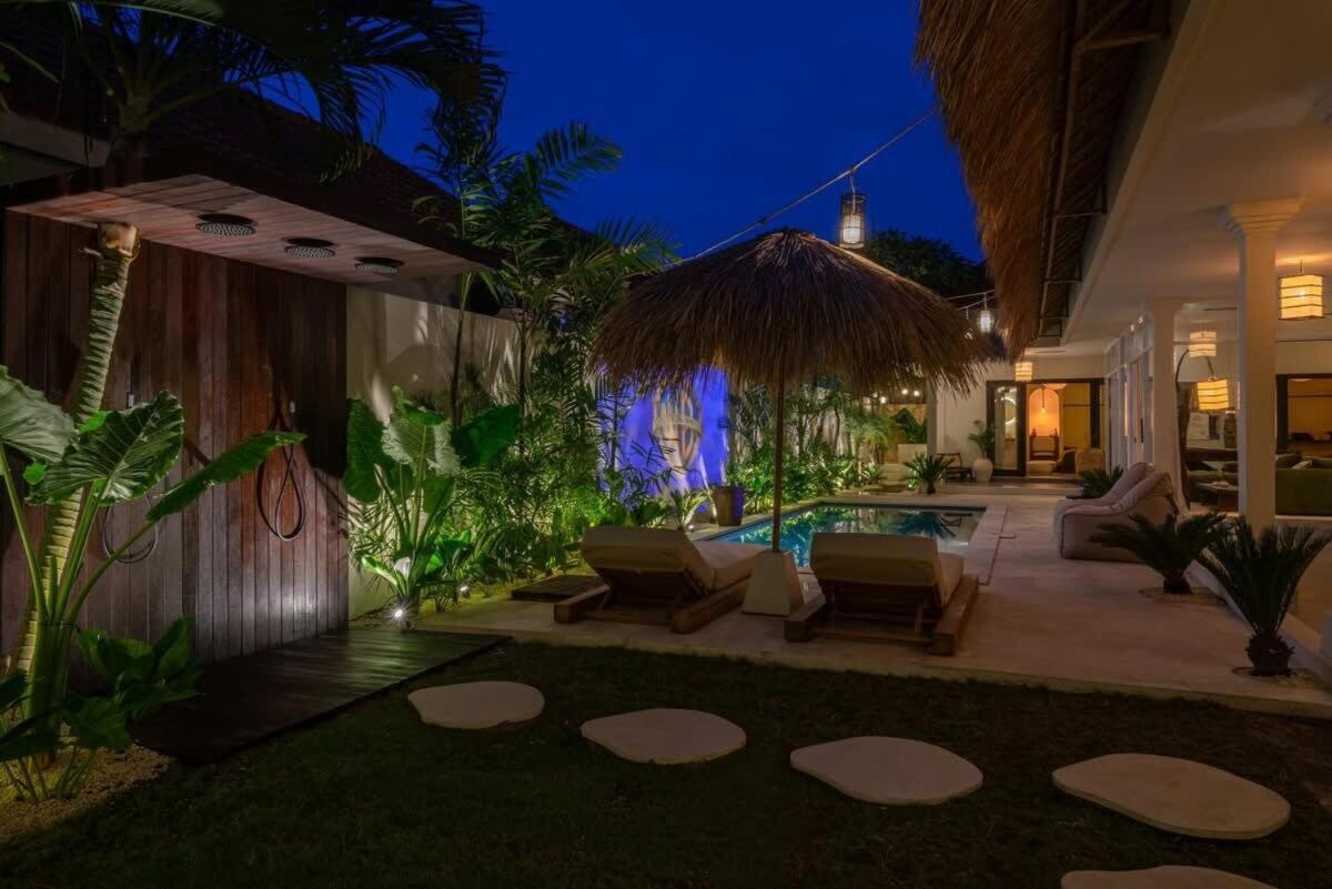 The Jungle - Luxurious & Tropical Concept - 3Br - Central Canggu Buitenkant foto