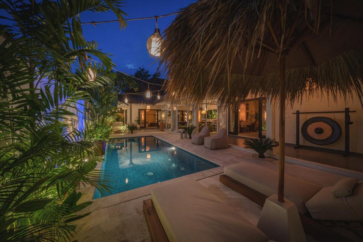 The Jungle - Luxurious & Tropical Concept - 3Br - Central Canggu Buitenkant foto