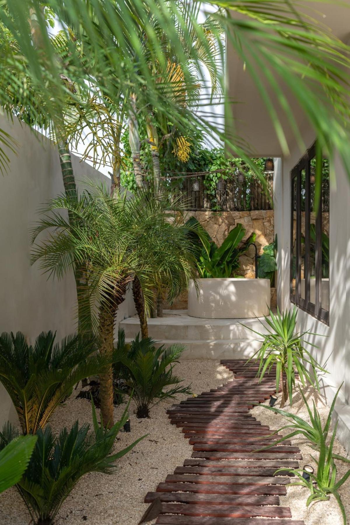 The Jungle - Luxurious & Tropical Concept - 3Br - Central Canggu Buitenkant foto
