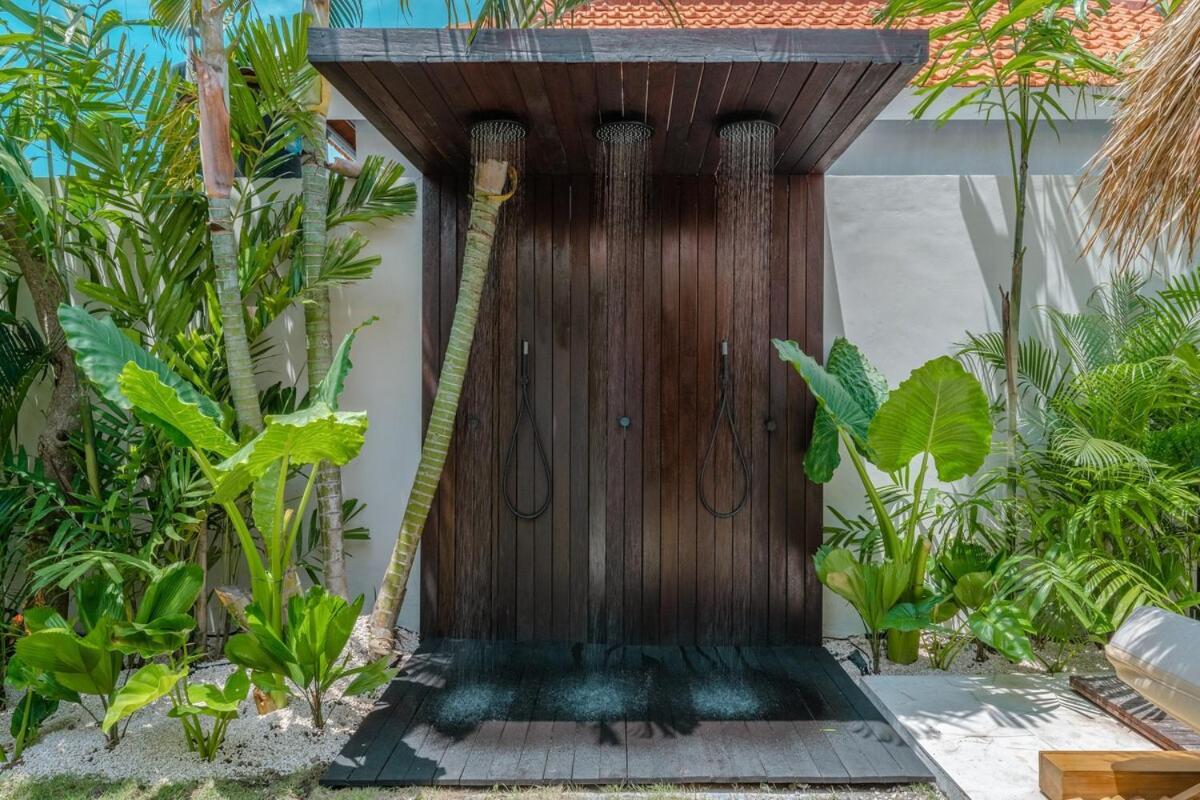 The Jungle - Luxurious & Tropical Concept - 3Br - Central Canggu Buitenkant foto
